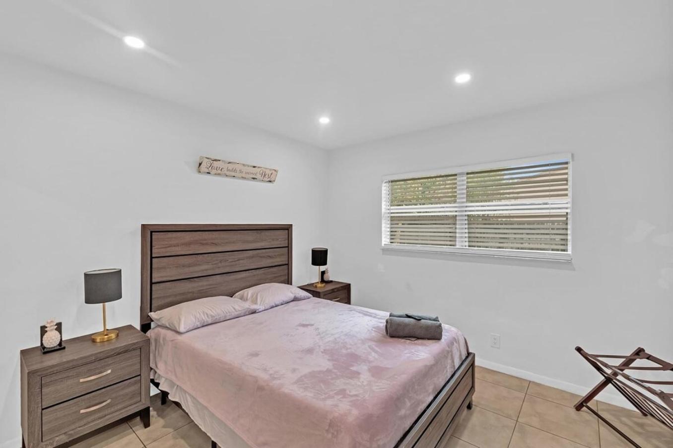 2 Bedroom House Minutes From Beach And Casino Db1 戴尼亚 外观 照片